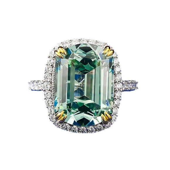 Green Sapphire Ring - خاتم الياقوت الاخضر