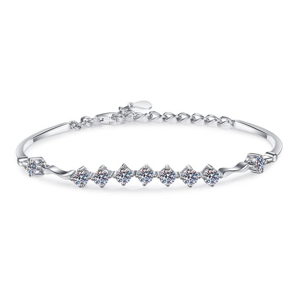 Moissanite Bracelet- اسوارة الماس الموزنايت