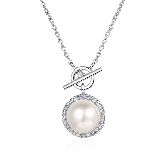 Moissanite Diamond and Pearl Necklace |   قلادة الماس الموزنايت واللؤلؤ