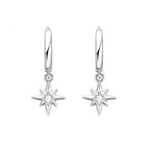 Moissanite  Star Ear studs -حلق الماس الموزنايت