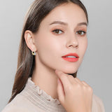 Moissanite Earring- -حلق الماس الموزنايت