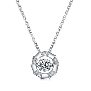 Moissanite Necklace- قلادة الماس الموزنايت