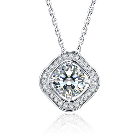 Moissanite Necklace- قلادة الماس الموزنايت