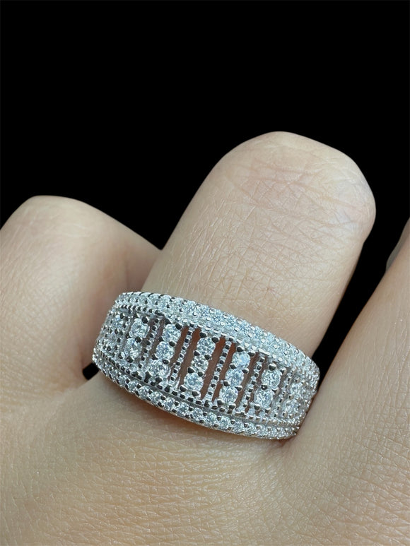 Moissanite Diamond Ring - Captivating   -  خاتم الماس موزنايت