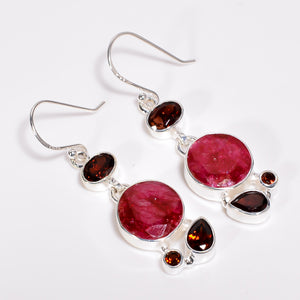 Ruby & Garnet Earrings- حلق حجر الجارنيت والياقوت الاحمر