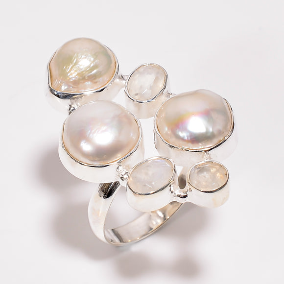 Baroque Pearl & Moon Stone Ring  - خاتم اللؤلؤ والزبرجد
