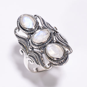 Rainbow Moonstone ring- خاتم حجر القمر