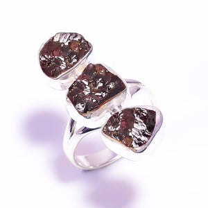 Natural Raw Garnet Gemstone - خاتم الجارنيت الاحمر