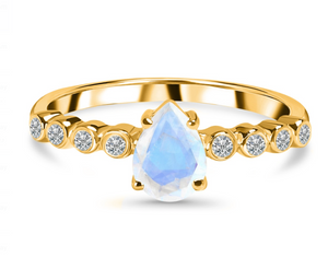 Moonstone  Ring - حجر القمر -البدايات الجديدة والقرارات الصحيحة