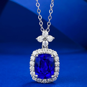 Sapphire Gemstone & White Topaz -  الزفير - الياقوت الازرق