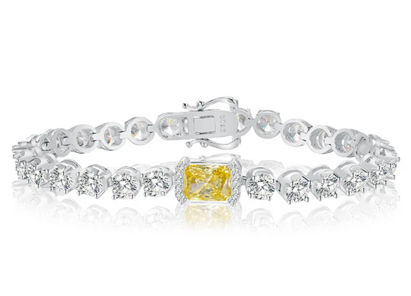 Yellow sapphire  & White Topaz Ring  ياقوت اصفر وتوباز ابيض