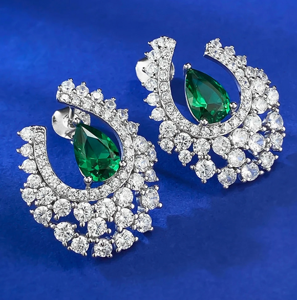 Emerald & White Topaz Earring -  حلق الزمرد الأخضر والتوباز الابيض