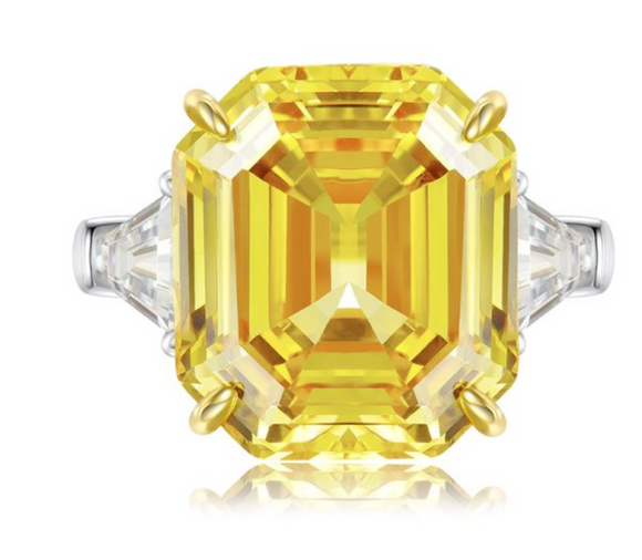 Yellow sapphire & White Topaz Ring  ياقوت اصفر وتوباز ابيض