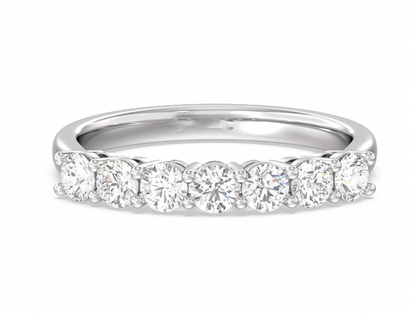 Moissanite Diamond Ring- خاتم الماس الموزنايت | 0.7 قراط