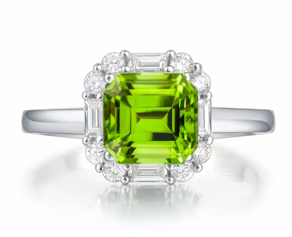 Emerald & White Topaz Ring - خاتم الزمرد والتوباز الابيض