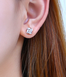 Moissanite Earring- -حلق الماس الموزنايت