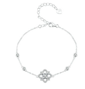 Moissanite Bracelet- اسوارة الماس الموزنايت