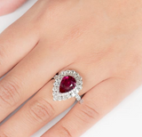 Ruby and moissanite Diamond - ياقوت أحمر و الماس موزنايت