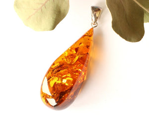 Amber Drop shape pendants - تعليقة العنبر