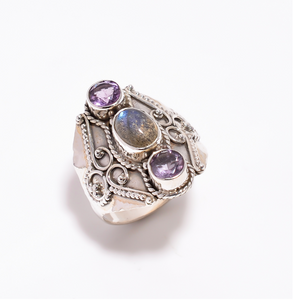 Amethyst Labradorite  ring - خاتم حجر الأمثيست والابرودرايت