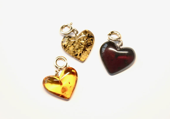 Heart shaped pendant with clip-قلادة العنبر
